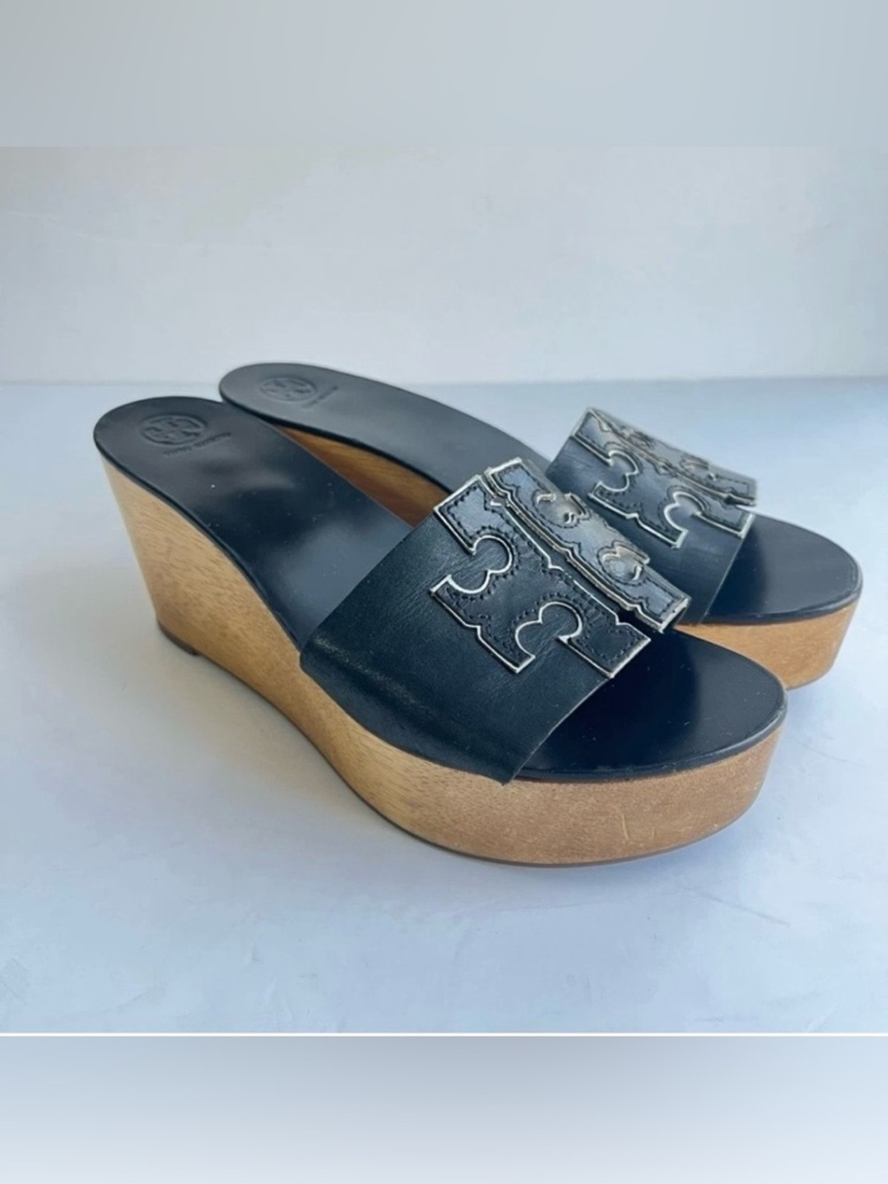 Tory Burch INES 80 mm slide wooden wedge Sandals Black logo Size 8
